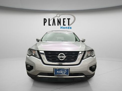 Used 2018 Nissan Pathfinder SV AWD/4WD image 11