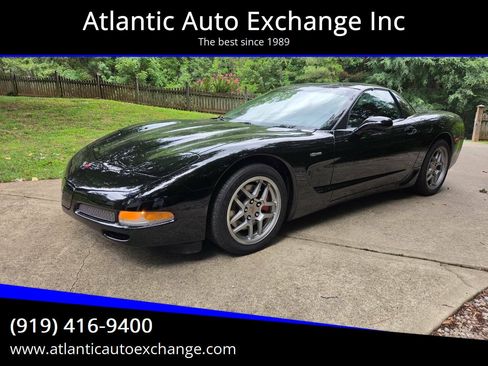 Used 2004 Chevrolet Corvette Z06 w/ Memory Package RWD image 1