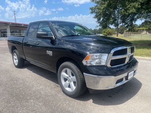 Used 2024 RAM 1500 Classic SLT AWD/4WD image 1