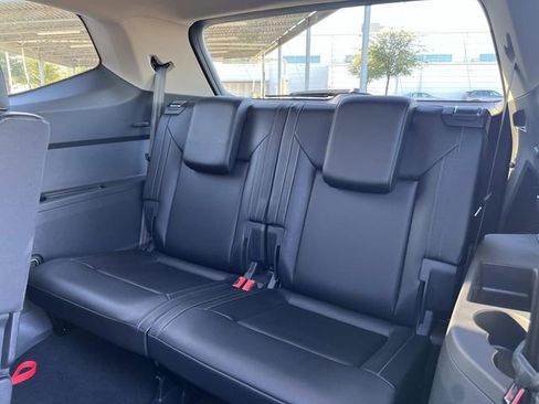 Used 2019 Volkswagen Atlas SE w/ Towing Package image 23