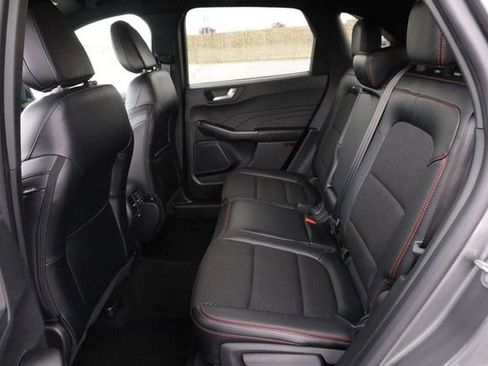 Used 2025 Ford Escape ST-Line w/ Tech Pack #1 image 9