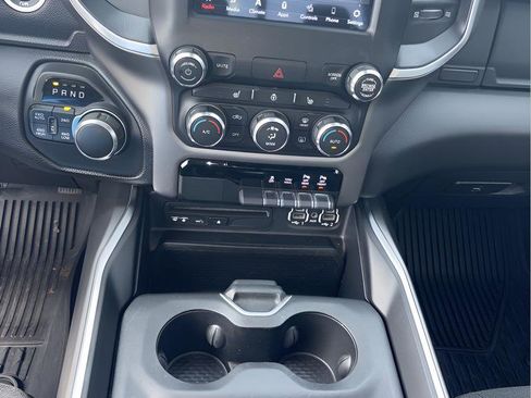 Used 2019 RAM 1500 Big Horn AWD/4WD image 19