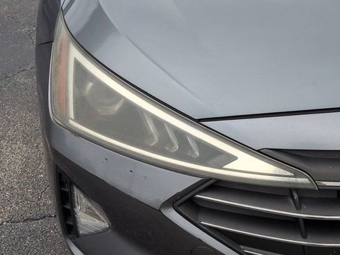 Used 2019 Hyundai Elantra SEL w/ Cargo Package FWD image 10