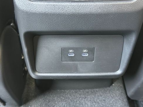 Used 2024 Nissan Rogue SL AWD/4WD image 31
