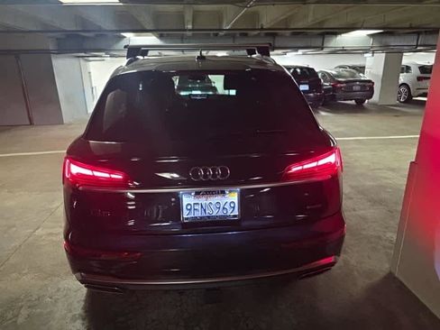 Used 2023 Audi Q5 e Premium w/ Convenience Package image 8