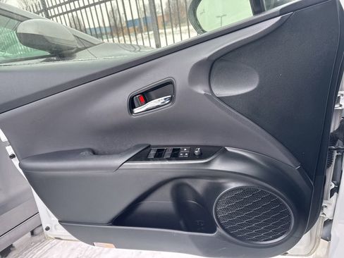Used 2022 Toyota Prius Limited image 10