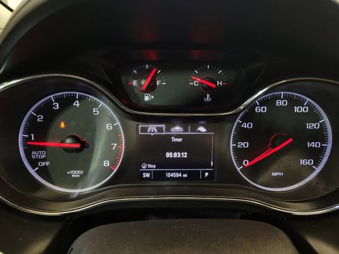 Used 2019 Chevrolet Cruze LT image 23