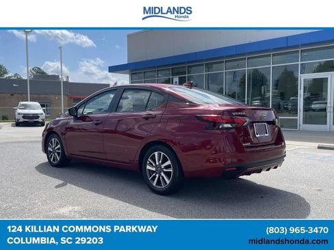 Used 2025 Nissan Versa SV FWD image 4