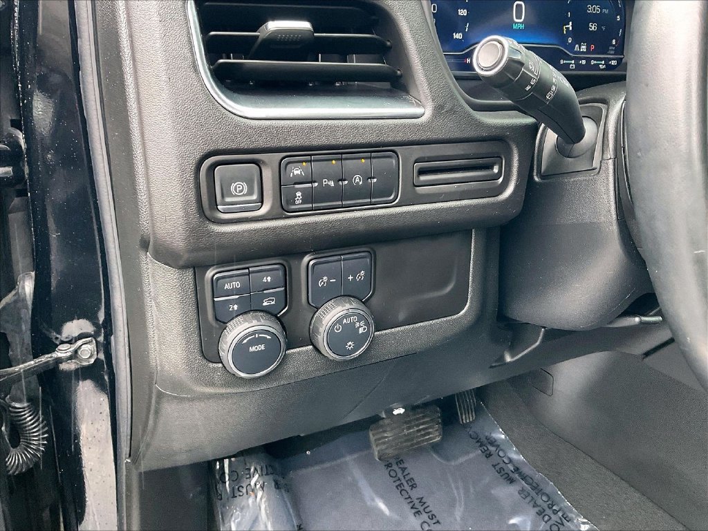 Used 2024 Chevrolet Suburban LT AWD/4WD image 26