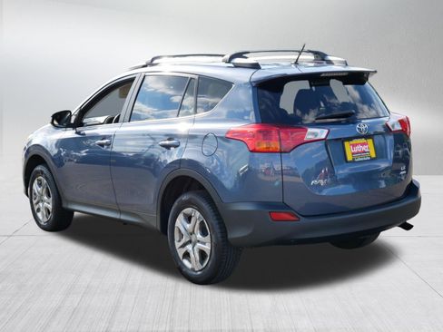 Used 2013 Toyota RAV4 LE AWD/4WD image 5