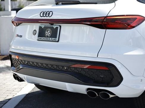 New 2026 Audi SQ5 Premium Plus image 9