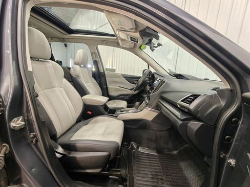 Used 2022 Subaru Forester Premium AWD/4WD image 23