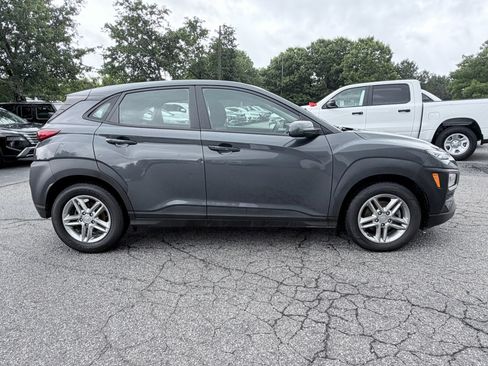 Used 2021 Hyundai Kona SE FWD image 4