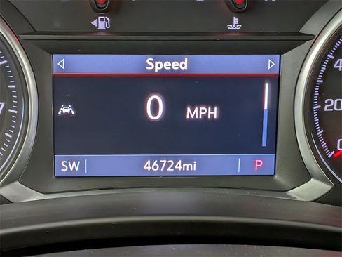 Used 2021 GMC Terrain SLT image 16