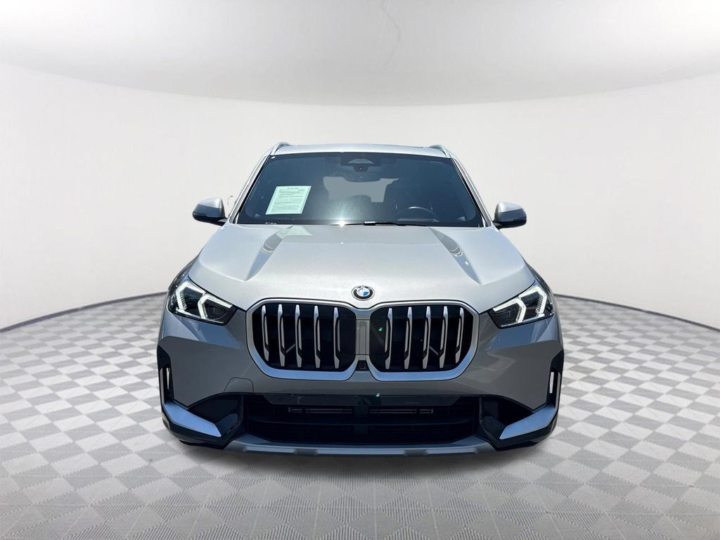 Used 2026 BMW X1 xDrive28i w/ Technology Package AWD/4WD image 2