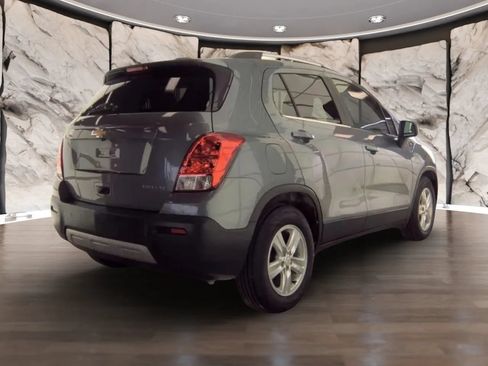 Used 2015 Chevrolet Trax LT w/ LT Plus Package FWD image 3