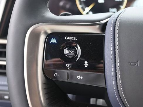 New 2026 INFINITI QX80 4WD image 16