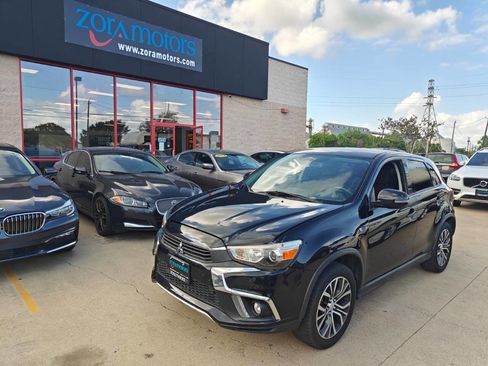 Used 2019 Mitsubishi Outlander Sport SE image 1
