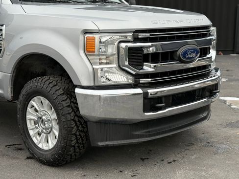 Used 2020 Ford F250 XLT image 3
