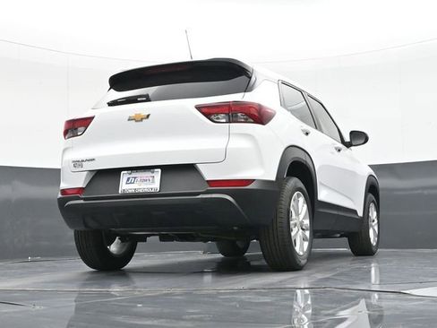 New 2026 Chevrolet TrailBlazer LS w/ LS Convenience Package FWD image 43