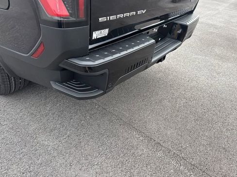 New 2026 GMC Sierra EV Elevation image 9