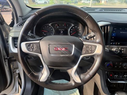 Used 2019 GMC Terrain SLT AWD/4WD image 12