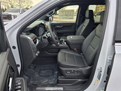 New 2026 GMC Yukon XL Denali w/ Sun & Power Step Package image 14