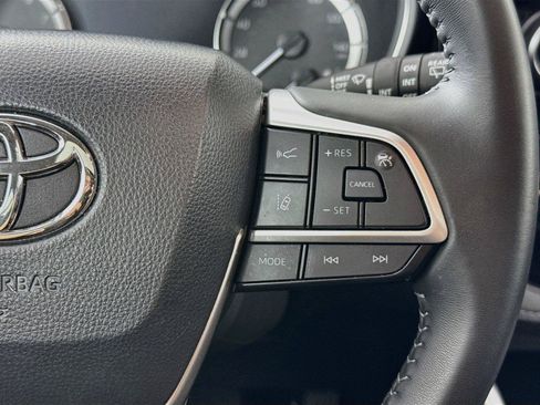 Certified 2026 Toyota Highlander XLE AWD/4WD image 20