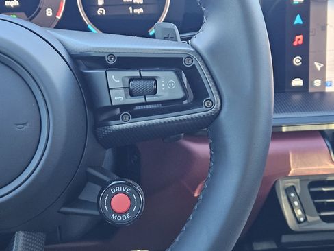 Certified 2025 Porsche 911 Carrera GTS image 27