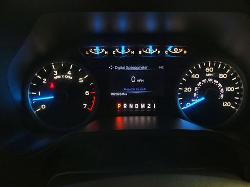 Used 2017 Ford F150 XLT w/ Equipment Group 301A Mid RWD image 23