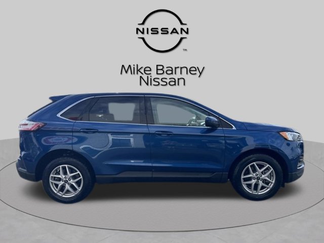 Used 2024 Ford Edge SEL w/ Convenience Package AWD/4WD image 2