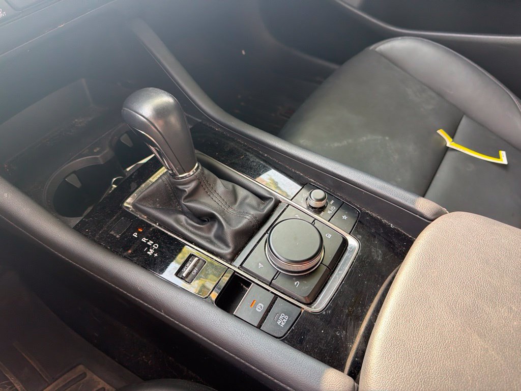Used 2023 MAZDA MAZDA3 s FWD image 12