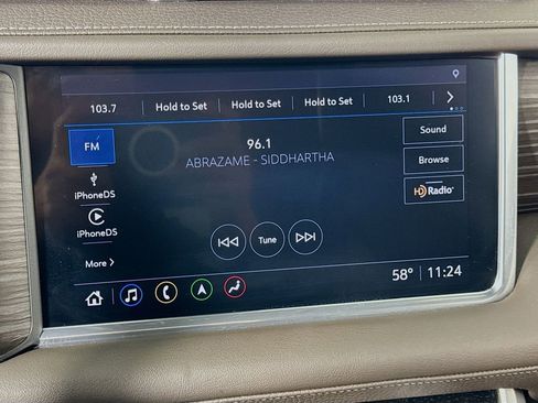 Used 2021 GMC Yukon XL Denali w/ Denali Premium Package AWD/4WD image 38