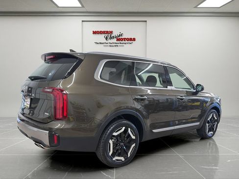 Used 2025 Kia Telluride S AWD/4WD image 5