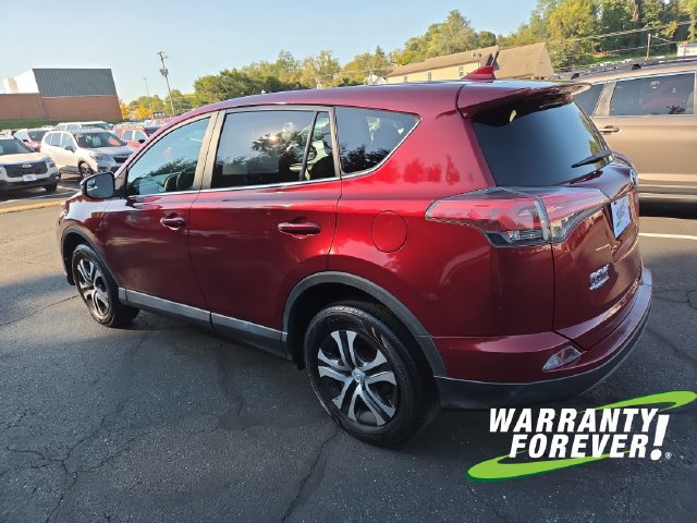Used 2018 Toyota RAV4 LE w/ Carpet Mat Package FWD image 5