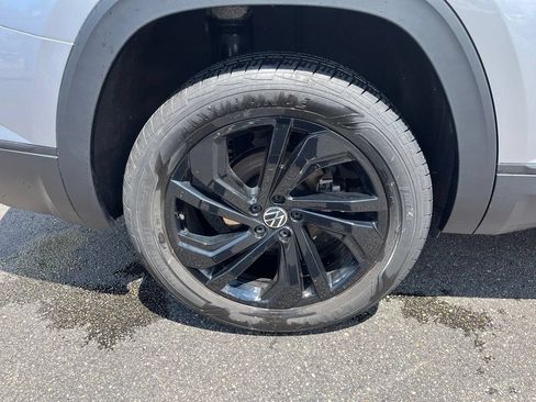 Certified 2023 Volkswagen Atlas SE w/ Black Wheel Package AWD/4WD image 33