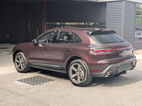 Certified 2026 Porsche Macan AWD/4WD image 3