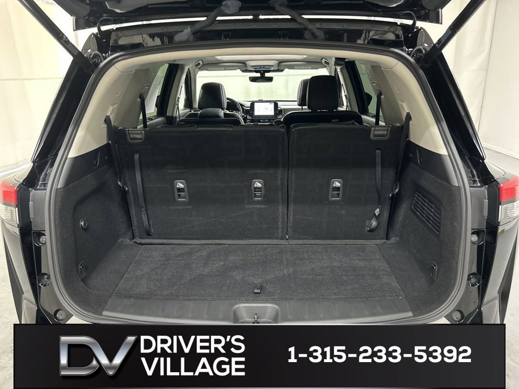Used 2024 Nissan Pathfinder SL w/ SL Premium Package AWD/4WD image 24