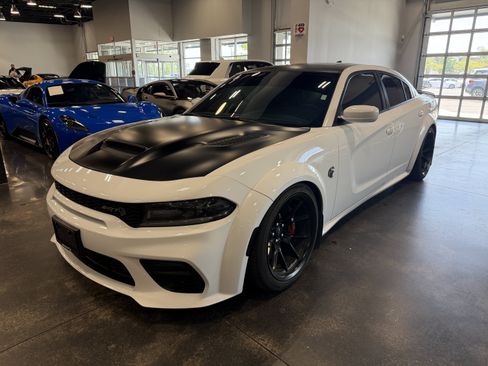 Used 2021 Dodge Charger SRT Hellcat RWD image 3