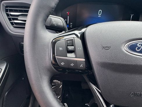 Certified 2024 Ford Escape Active AWD/4WD image 28
