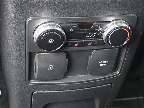 Used 2022 Ford Explorer Limited w/ Equipment Group 301A image 13