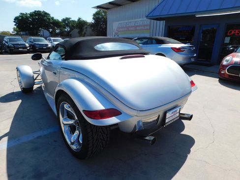 Used 2000 Plymouth Prowler image 5