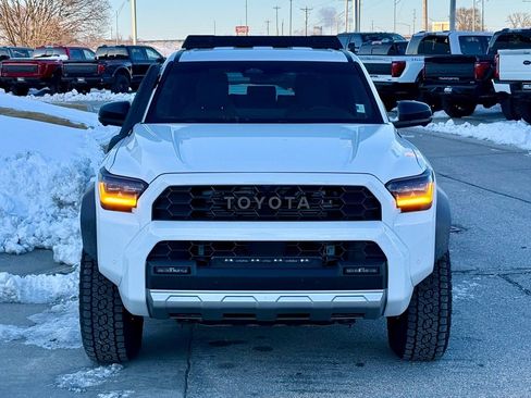 Used 2025 Toyota 4Runner Trailhunter image 7