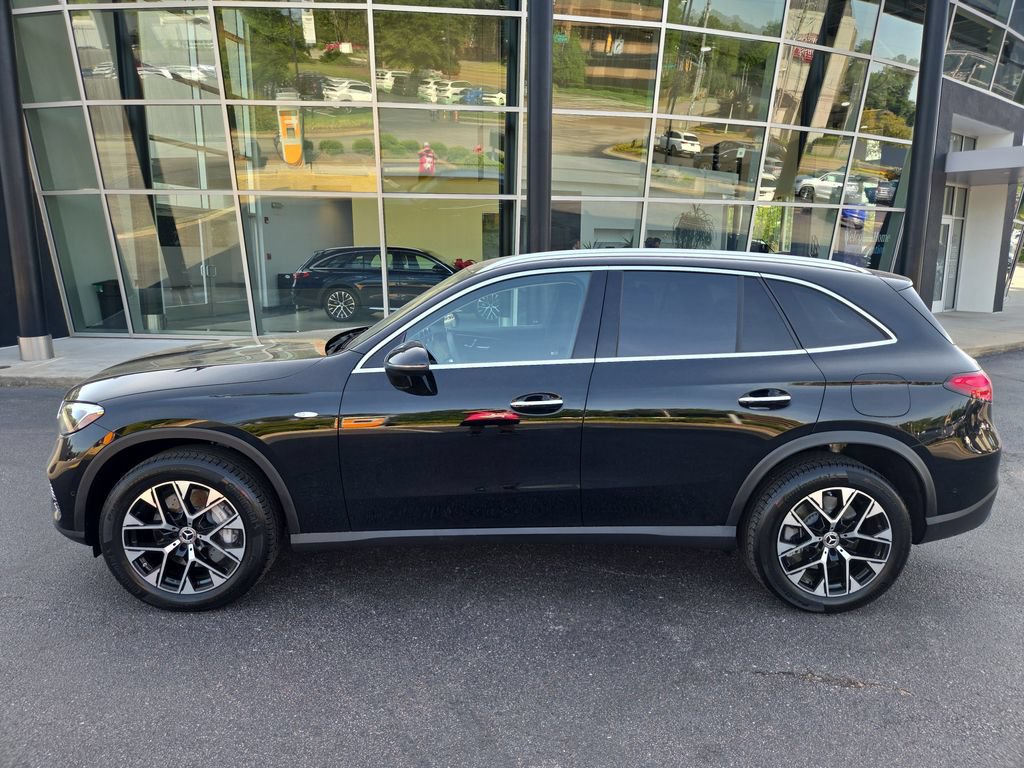Certified 2025 Mercedes-Benz GLC 350e 4MATIC image 2