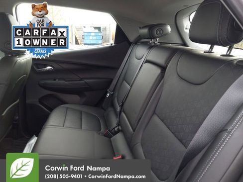 Used 2023 Chevrolet Bolt LT w/ Infotainment Package image 24