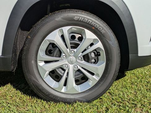 New 2026 Chevrolet Trax LS w/ Driver Confidence Package image 37