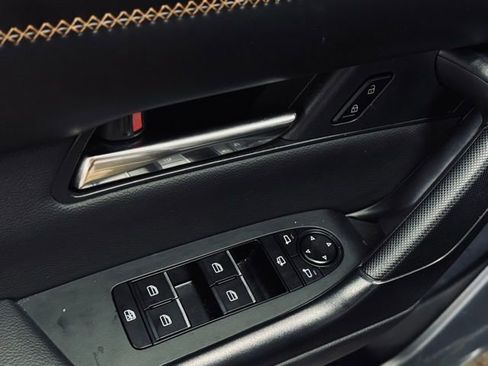 Used 2025 MAZDA CX-50 AWD 2.5 S w/ Premium Plus Pkg image 14