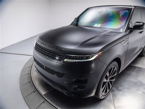 Used 2025 Land Rover Range Rover Sport Dynamic SE image 31