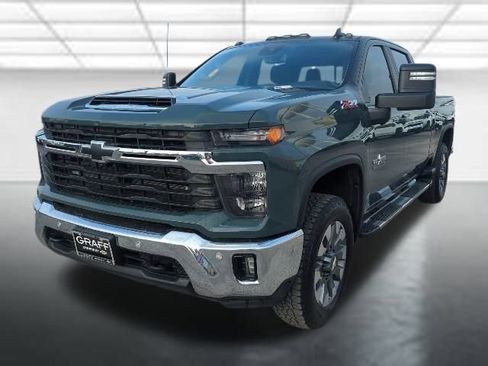 Used 2025 Chevrolet Silverado 2500 LT w/ Texas Edition image 27