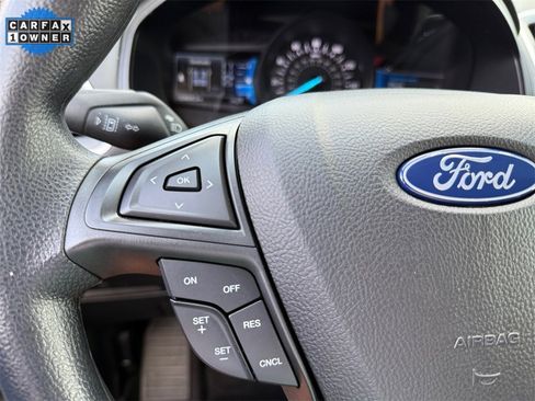 Used 2022 Ford Edge SE w/ Black Appearance Package image 17